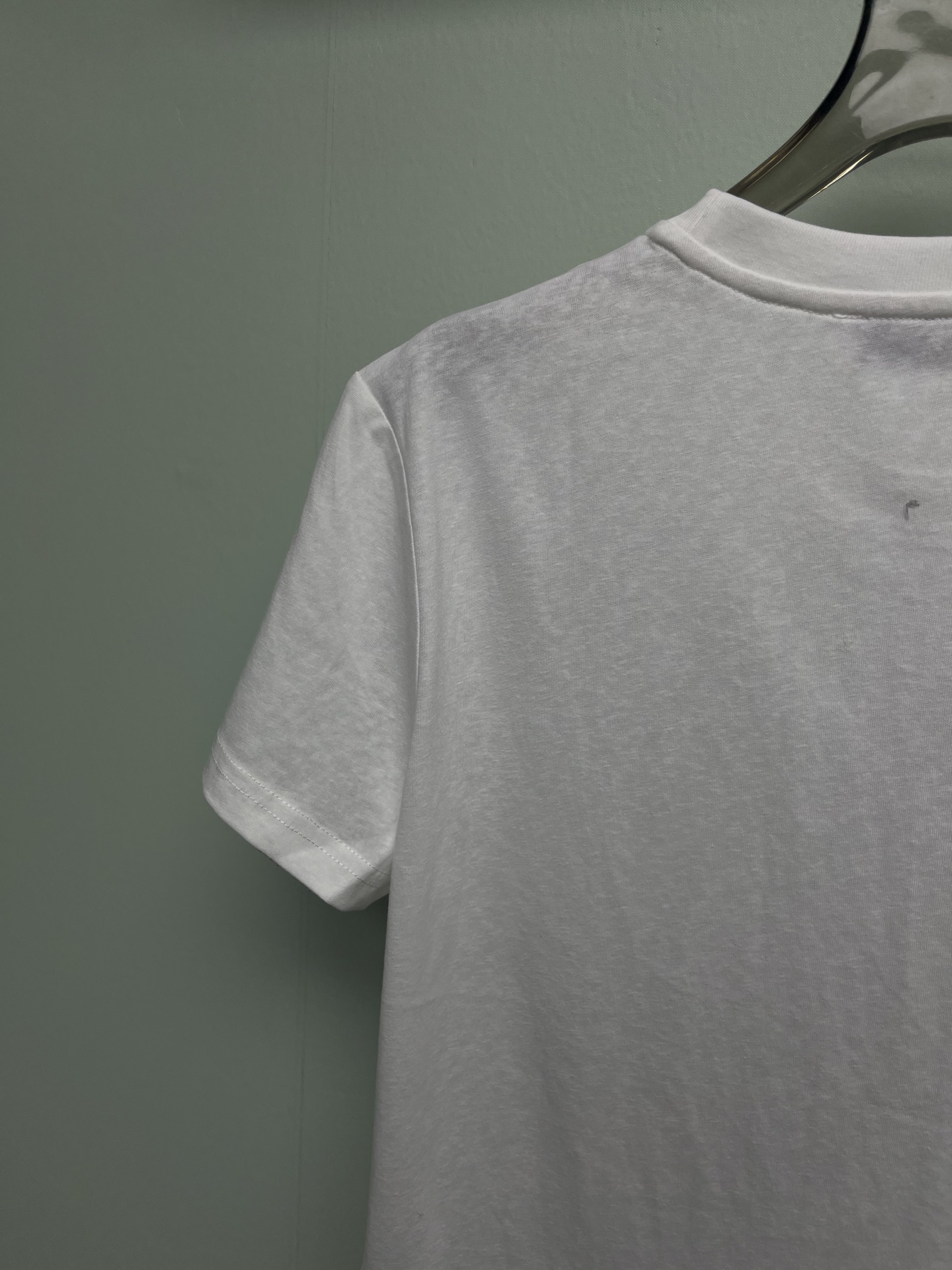 Women's short sleeves